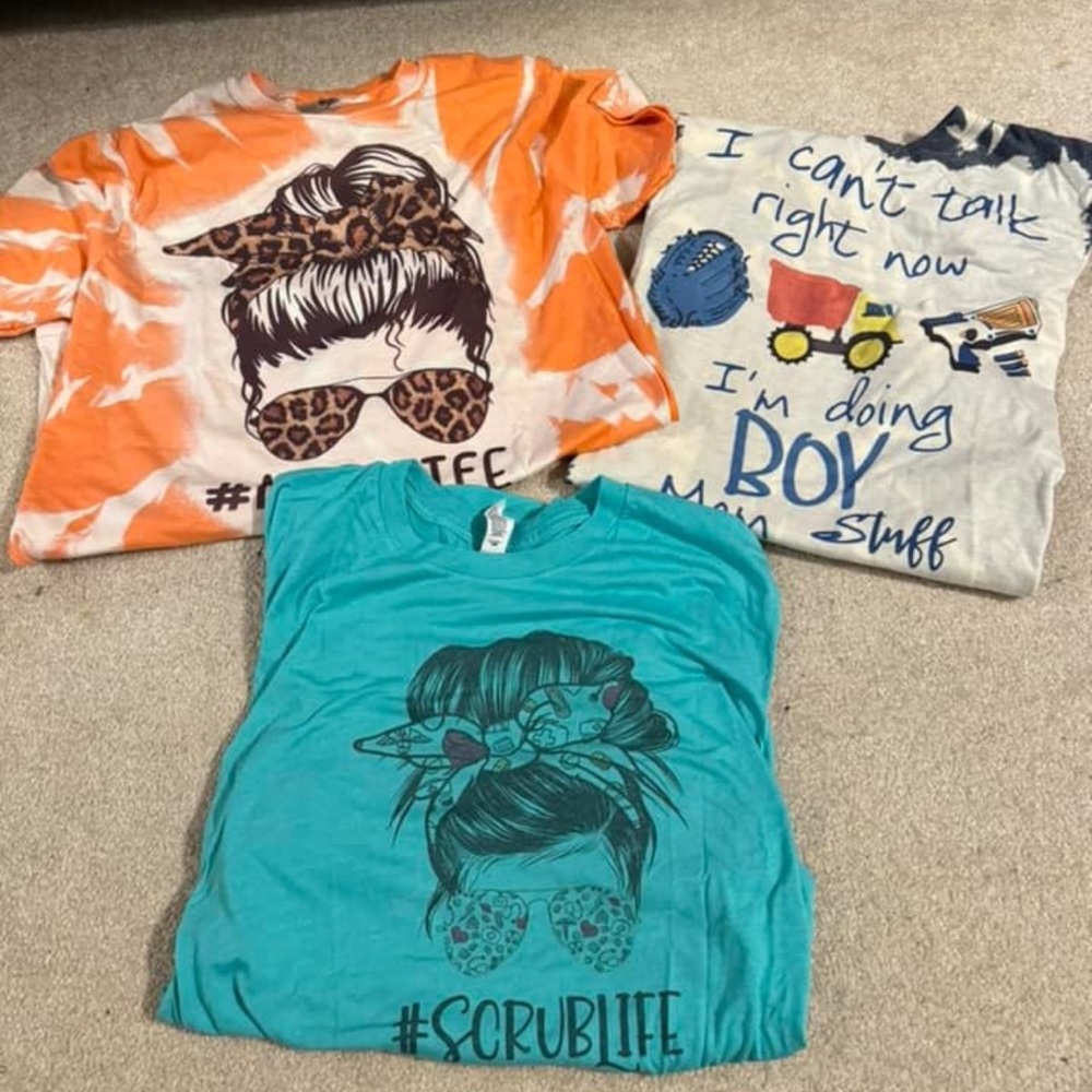 Women’s T-shirt’s